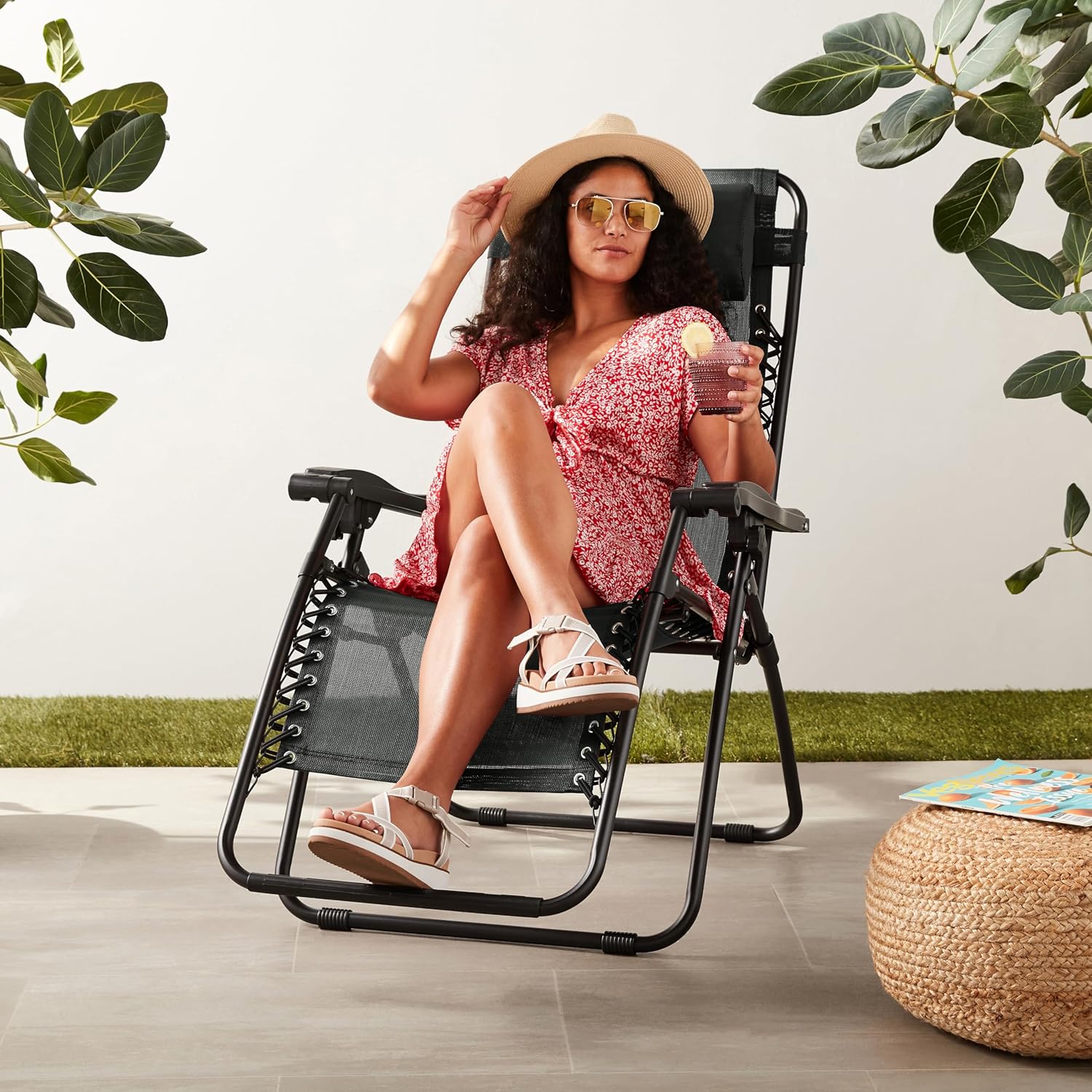 Basics Outdoor Textilene Adjustable Zero Gravity Folding Reclining Lounge Chair with Pillow, 26", Navy Blue