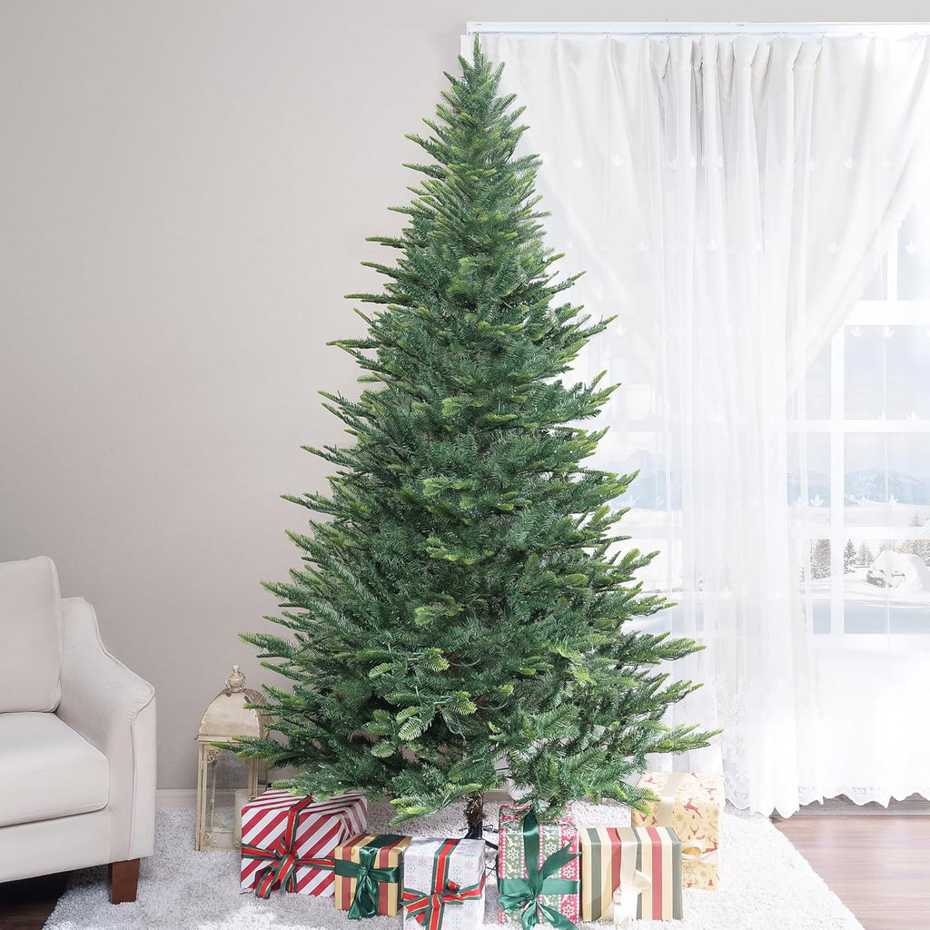 Naomi Home 6.5ft Rustic Christmas Tree with Lights, Realistic Classic Prelit with 2595 Branch Tips, 600 Warm Lights and Metal Stand, Aritificial Tree