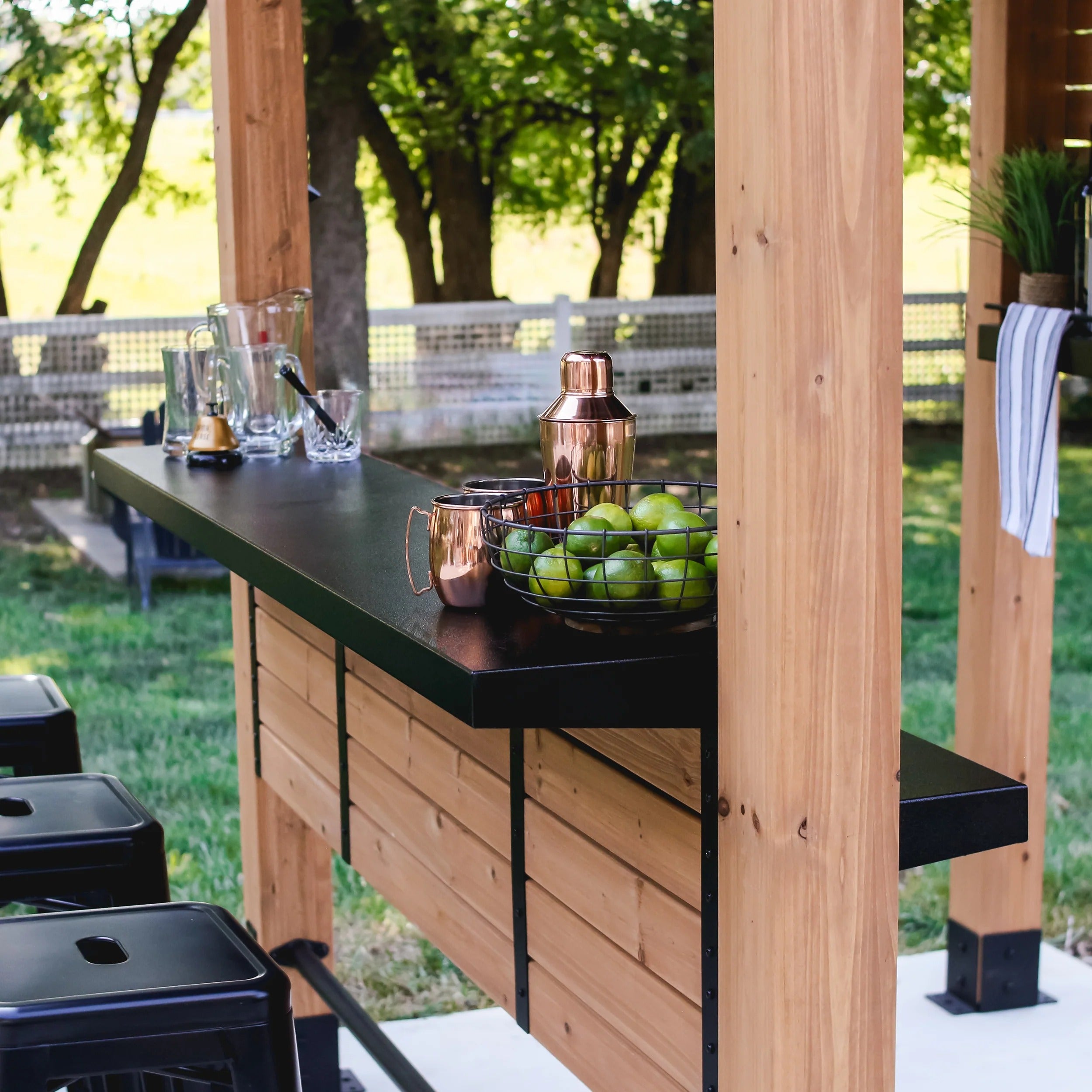 Factory Clearance💥Cedar Springs Outdoor Bar