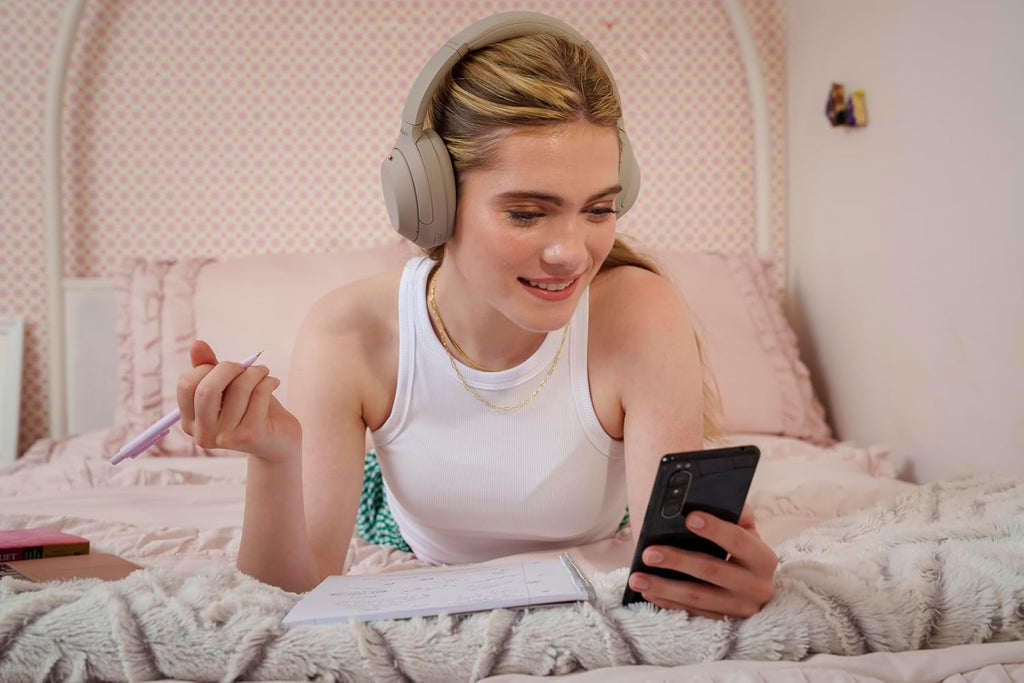 Sony WH-1000XM4 Wireless Premium Noise Canceling Overhead Headphones with Mic for Phone-Call and Alexa Voice Control, Black WH1000XM4