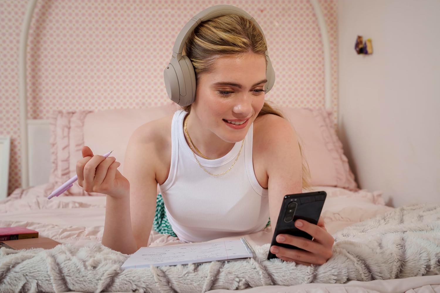Sony WH-1000XM4 Wireless Premium Noise Canceling Overhead Headphones with Mic for Phone-Call and Alexa Voice Control, Black WH1000XM4