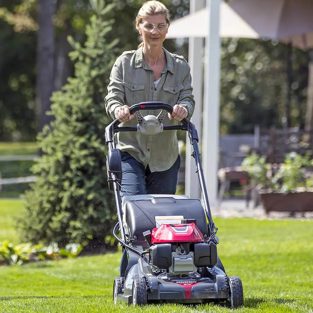 21 In. Nexite Deck Self Propelled 4-in-1 Versamow Hydrostatic Electric Start Self Propelled Lawn Mower with GCV200 Engine, Auto Choke and Roto-Stop Blade