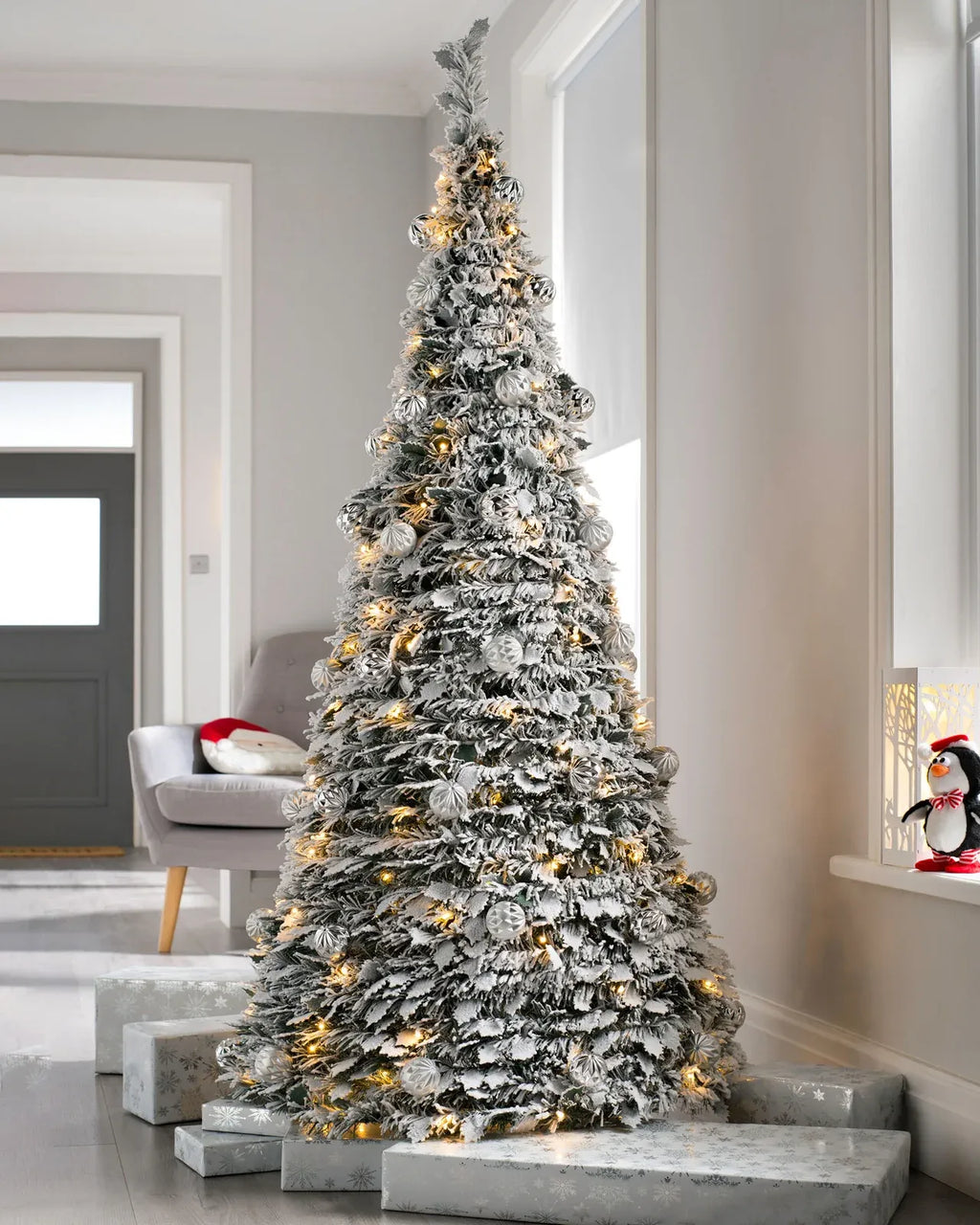 Foldable Christmas tree with ice and snow decoration