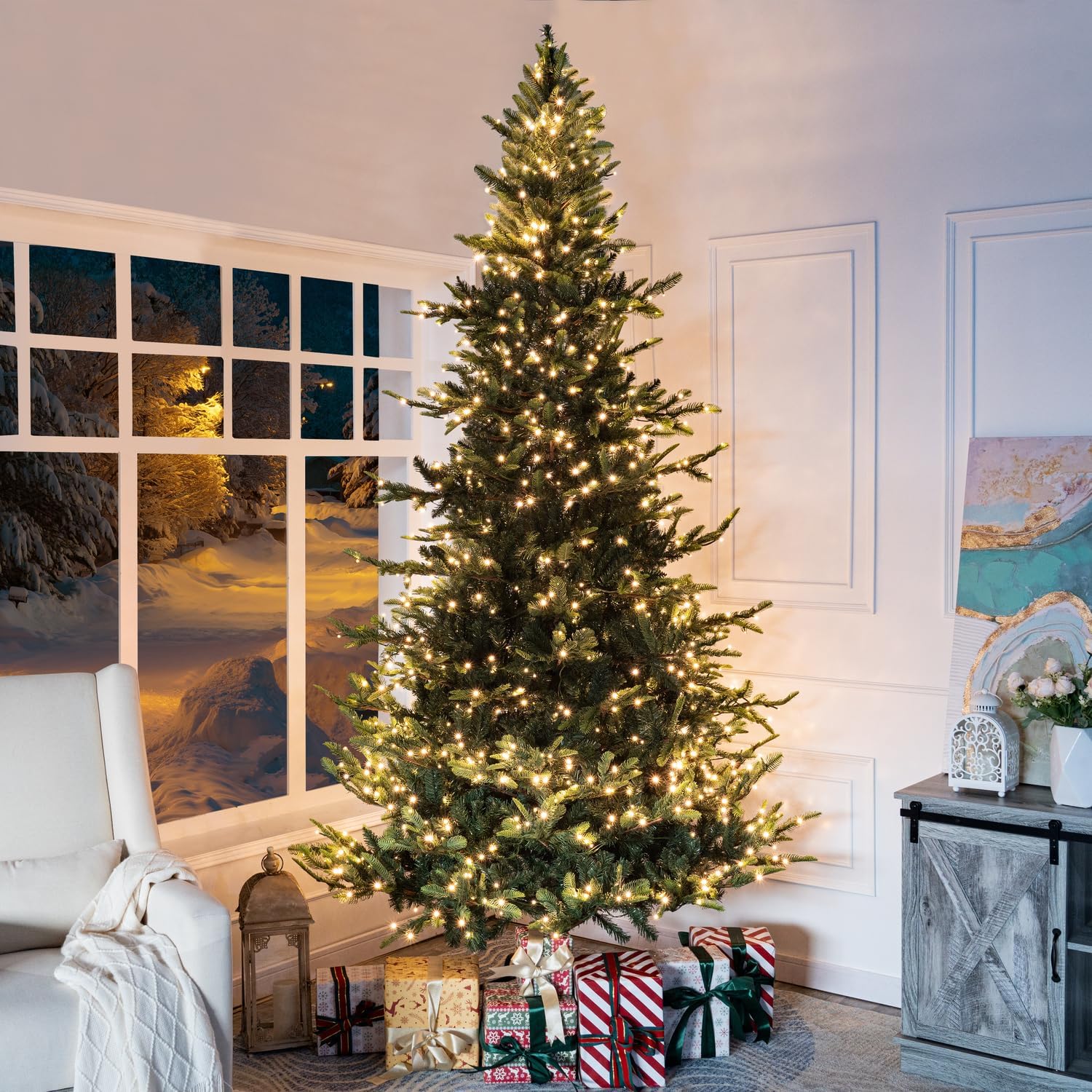 Naomi Home 6.5ft Rustic Christmas Tree with Lights, Realistic Classic Prelit with 2595 Branch Tips, 600 Warm Lights and Metal Stand, Aritificial Tree