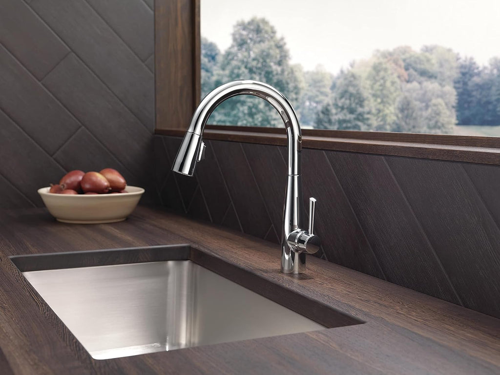 Delta Essa Touchless Kitchen Faucet with Touch Technology, Brushed Nickel Kitchen Sink Faucet with Pull Down Sprayer, Single Hole, Arctic Stainless 9113TL-AR-DST