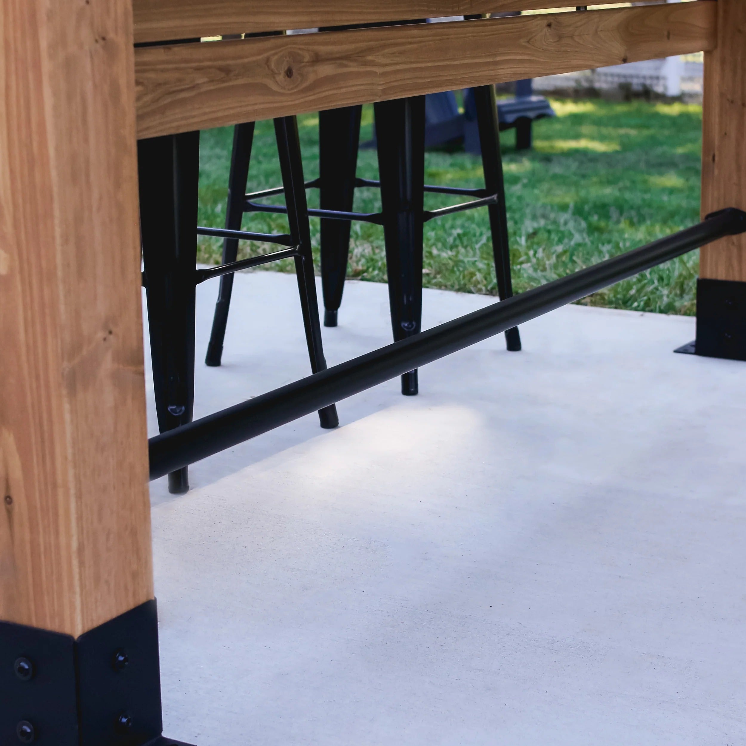Factory Clearance💥Cedar Springs Outdoor Bar