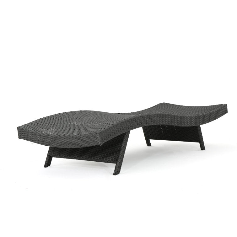 Billur Outdoor Wicker Chaise Lounge Set (Set of 2)